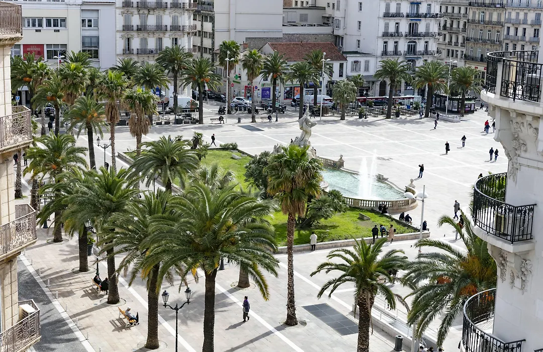 Okko Hotels Toulon Centre-1